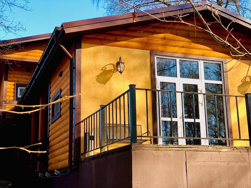 Коттедж 4-местный 2-комнатный (Люкс)