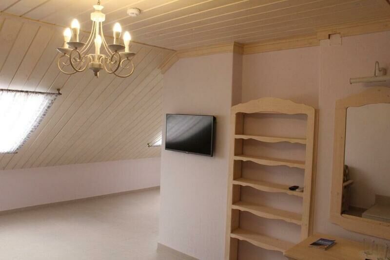 Люкс 3-местный (мансарда)