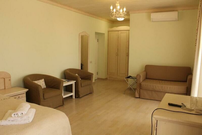 Полулюкс 3-местный