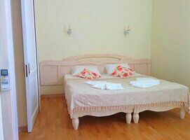 Двухместный люкс двуспальная кровать, Гостевой дом Александрия, Супсех