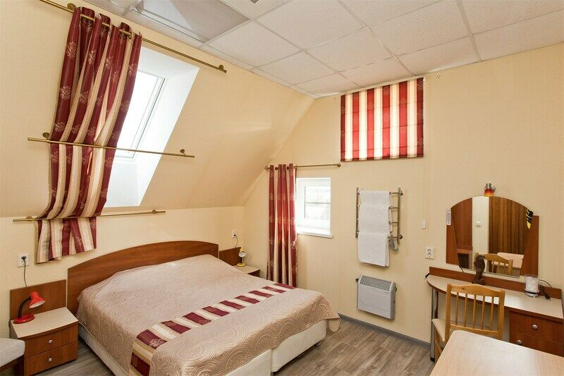 «Три клена» гостевой дом