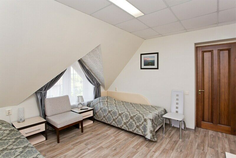 «Три клена» гостевой дом