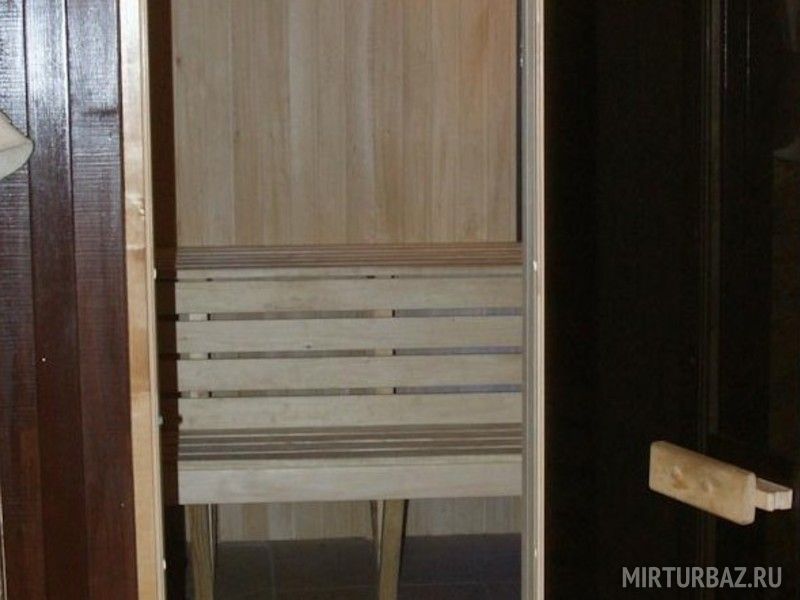 Вход в парную