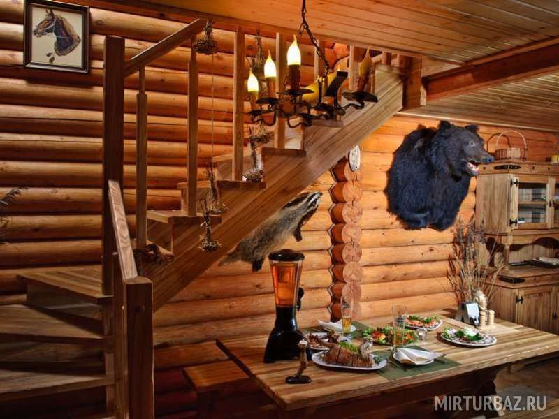 Лестница на второй этаж