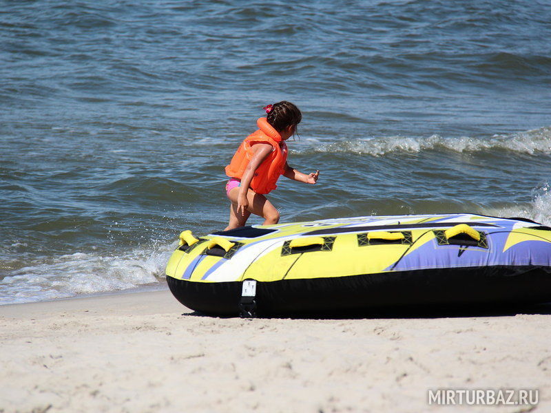 Катание на ватрушке