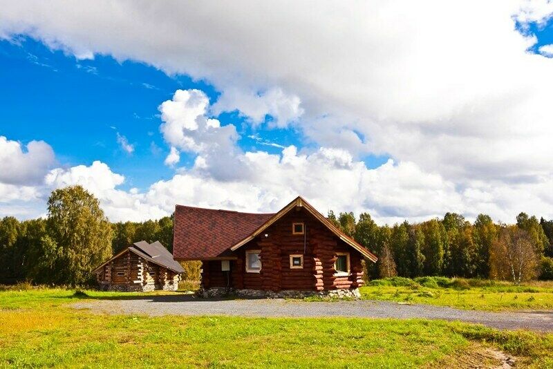 Коттедж 7-местный 2-комнатный «Изба Уютная»