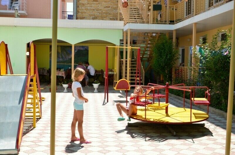 Детская площадка | Сефа, Крым