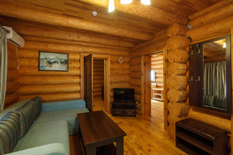 Люкс 3-местный 3-комнатный (в Зеркальном срубе)