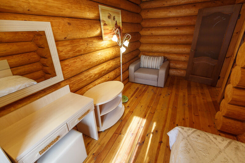 Люкс 3-местный 3-комнатный (в Зеркальном срубе)