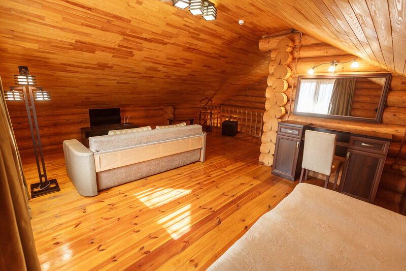 Люкс 6-местный 3-комнатный 2-этажный (в отдельно стоящем срубе)