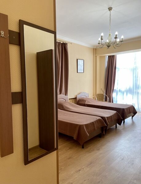 Стандартный 4-местный 1-комнатный