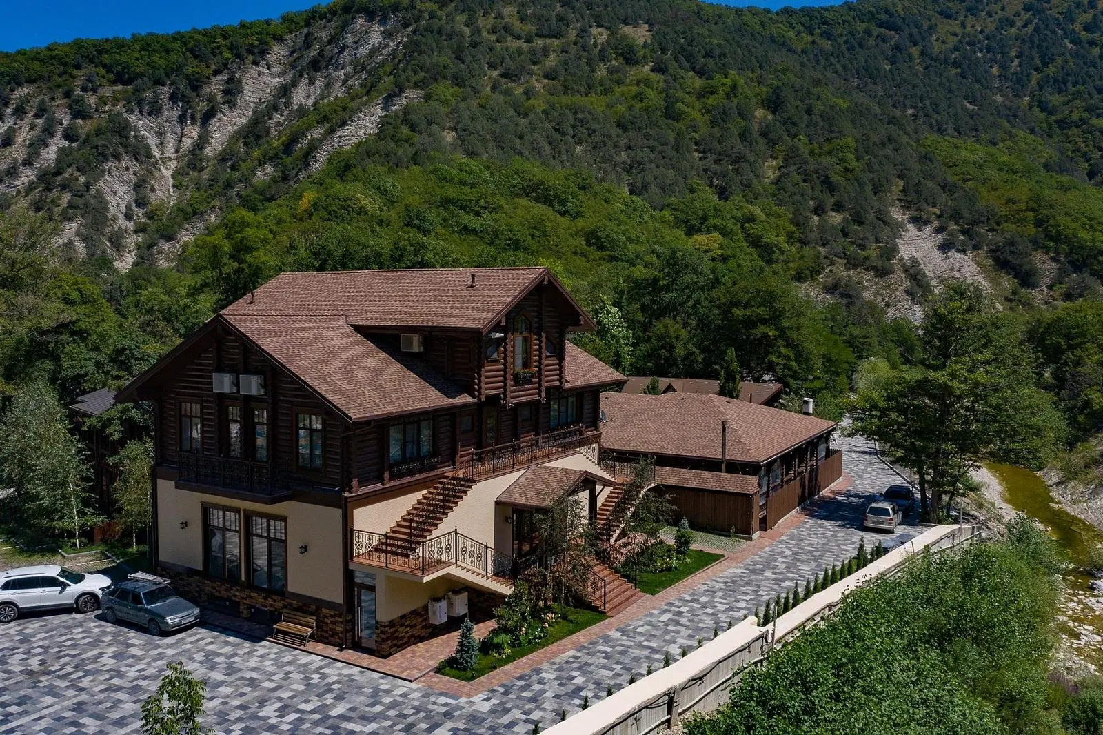 Загородный клуб Лесная Заимка, Геленджик, Краснодарский край