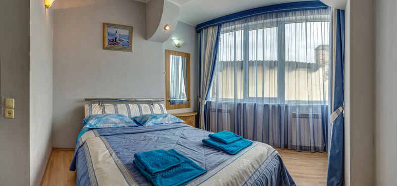 Апартаменты улучшенный 4-местный 2-комнатный (с террасой)