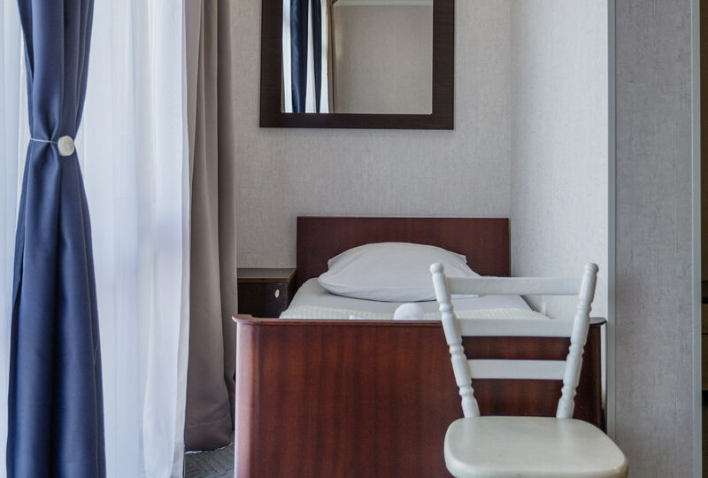 Семейный 5-местный (№24)