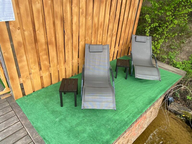 Лаундж–зона