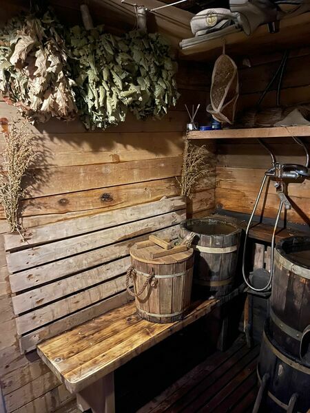 «Порт пяти морей»