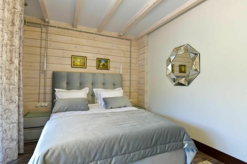 Коттедж Лесной