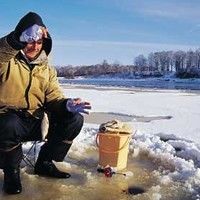 Зимняя рыбалка в Москве и области: подборка рыболовных баз